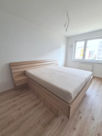 Ivana S., Bratislava