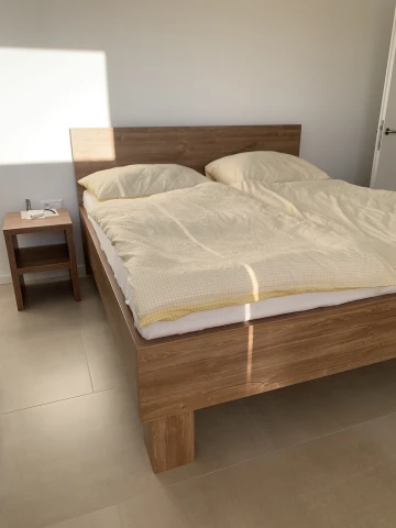 Peter R., Nové Mesto nad Váhom